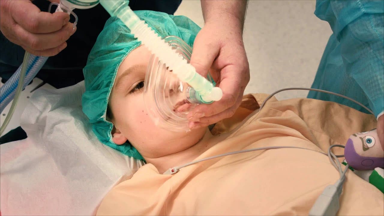 Een operatie bij kinderen